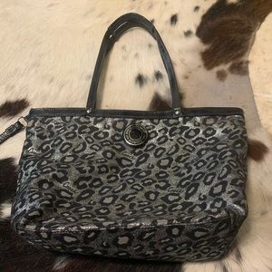 Coach shoulder bag in fair condition